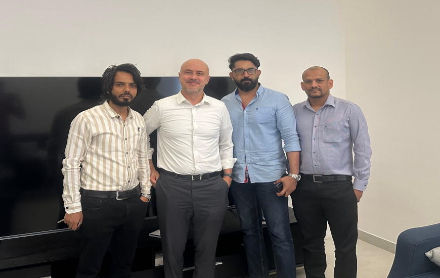 اجتماع مع ممثل شركة 2N العالمية المتخصصة في مجال الاكسس كنترول وذلك لبحث عقد اتفاقية